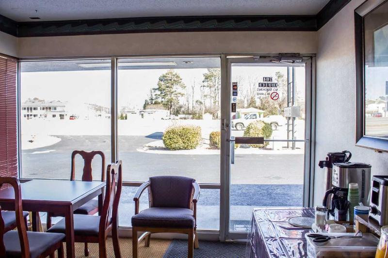 Econo Lodge Selma Eksteriør billede